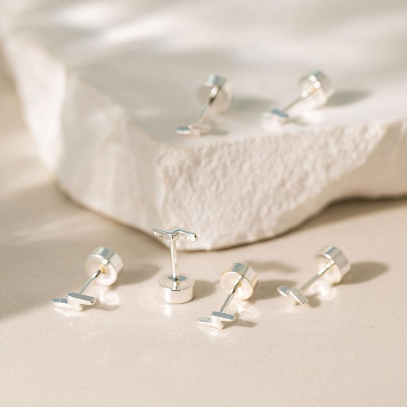 VRIUA أقراط مسطحة صغيرة 20G للنساء - أقراط مسطحة صغيرة مطلية بالذهب/الفضة عيار 14K، مجوهرات ثقب الغضروف الهيليكس غير مسببة للحساسية - Image 5